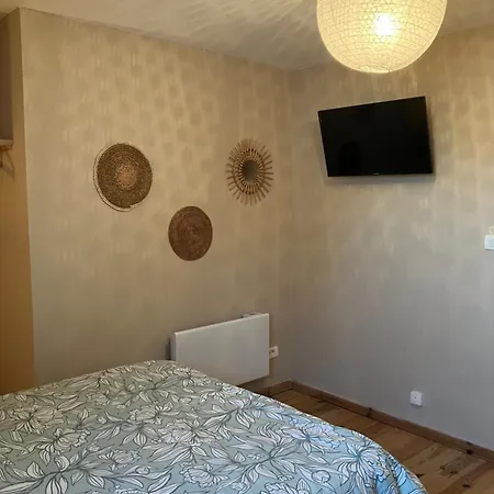 Holiday home Des Champs Fondus *